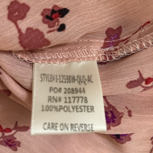 NWOT VICI Sunshine to Flowers Ruffle Blouse - Picture 6 of 6